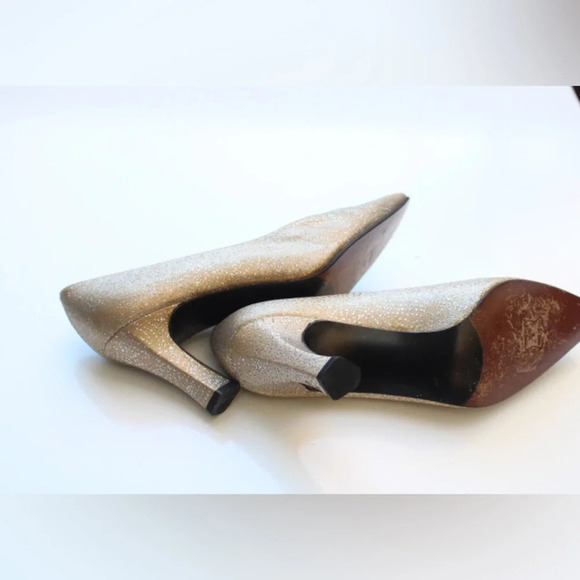 Stuart Weitzman pumps - Picture 7 of 12